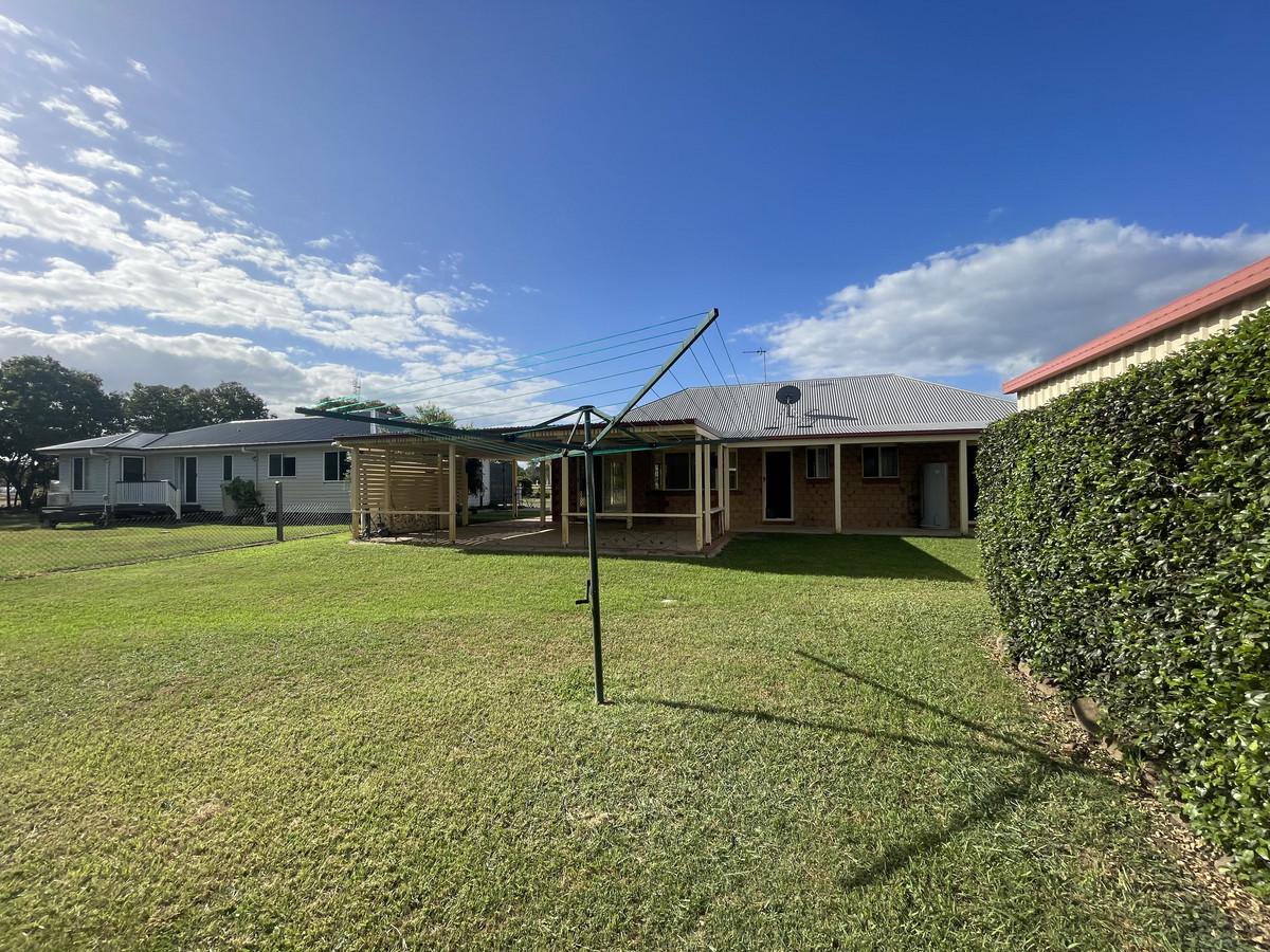 92 Helendale Drive, HELIDON SPA QLD 4344